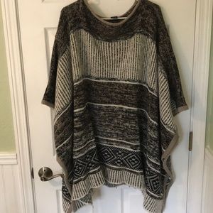 Gap Poncho